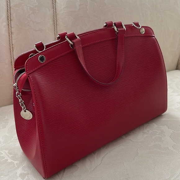 Louis Vuitton Carmine Epi Leather Brea MM bag - Picture 1 of 8